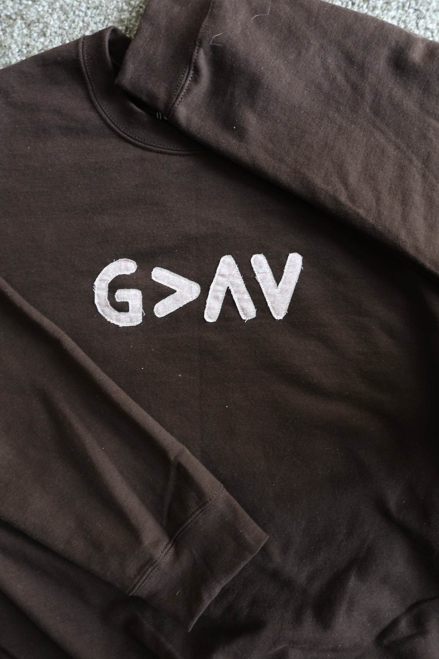 Dark Chocolate G>∧∨ Crewneck - M