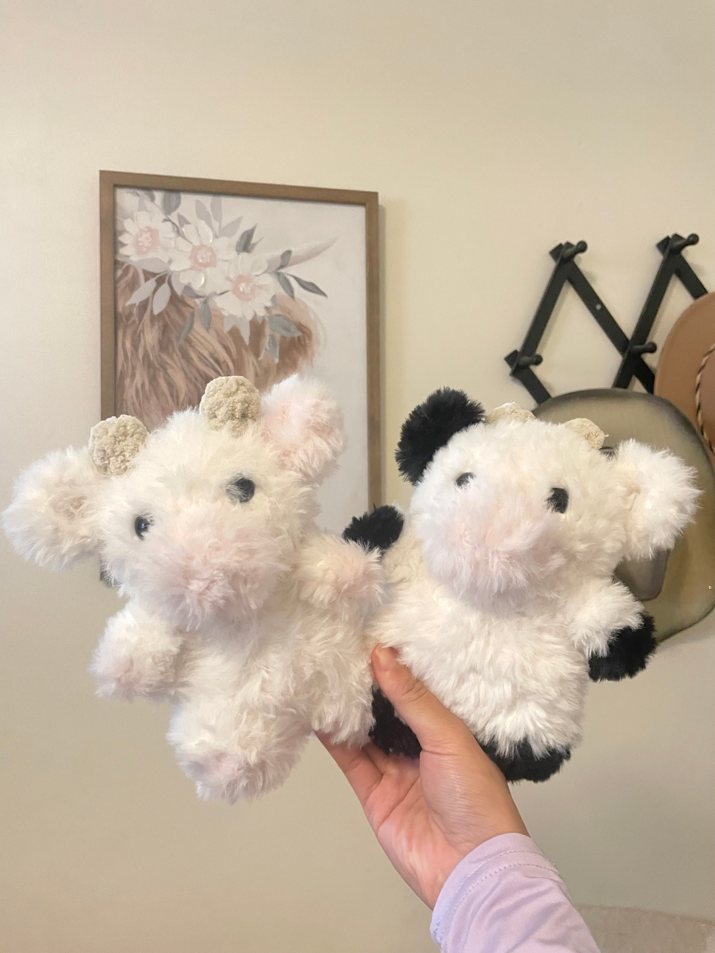 Crocheted Fluffy Moo – Sufficient Grace Threads